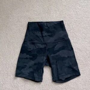 Lululemon Athletica Black Camo Align Biker Shorts